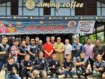 foto-bersama-owner-aming-coffe-sdcrfgtvbyhj.jpg