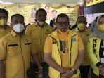 foto-bersama-pengurus-dpd-golkar-kubu-raya.jpg