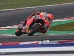 francesco-bagnaia-vs-marc-marquez-ketat-di-live-hasil-motogp-hari-ini-emilia-romagna-2021.jpg