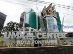 gedung-umkm-kota-pontianak-di-jalan-sultan-abdurahman.jpg
