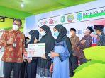 gerakan-santri-menabung-bank-kalbar.jpg