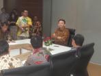 gubernur-dki-jakarta-basuki-tjahaja-purnama_20160423_092803.jpg