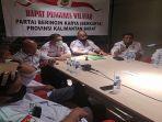 h-moch-husni-thamrien-bersama-jajaran-pengurus-lainnya.jpg