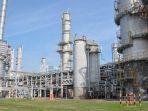 ilustrasi-kilang-minyak-pertamina.jpg