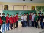 jeffray-edward-menyerahkan-pendaftaran-bupati-sintang-ke-partai-pkb.jpg