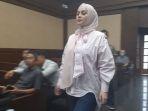 jennifer-dunn-diduga-terima-toyota-alphard-dari-wawan-status-ktp-istri-faisal-harris-disorot.jpg