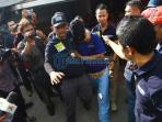 kanit-jatanras-polresta-pontianak_20160827_185940.jpg<pf>darmawansyah-melaksanakan_20160827_190040.jpg<pf>darmawansyah-melaksanakan_20160827_190033.jpg<pf>darmawansyah-melaksanakan_20160827_190330.jpg<pf>darmawansyah-melaksanakan_20160827_190309.jpg<pf>darmawansyah-menangis_20160827_190247.jpg
