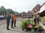 kapolres-sintang-akbp-adhe-hariadi-apel-gelar-pasukan-operasi-bina-karuna-kapuas.jpg