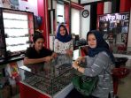 karyawan-optik-pvsat_20170131_201601.jpg