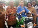 katherine-angela-oendoen-biru.jpg
