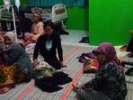 kaum-perempuan-dan-anak-anak_20160315_093810.jpg
