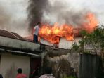 kebakaran-di-pontianak_20170619_164213.jpg