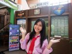 ketua-bank-mini-smkn-3-pontianak-maya-angela_20180420_160754.jpg
