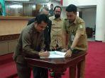 ketua-sementara-dprd-kalbar-minsen-fgrtvhb.jpg