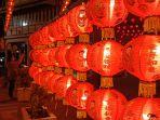 kurnia-012522-lampion.jpg