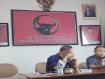 martinus-sudarno-saat-menggelar-jumpa-pers-bersama-kuasa-hukum.jpg