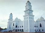 memiliki-setidaknya-beberapa-masjid-yang-punya-k.jpg