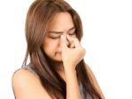 mengatasi-hidung-tersumbat-dengan-pijatan-di-alis.jpg