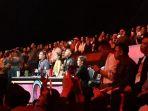 momen-indah-ahmad-dhani-dan-maia-estianty-di-panggung-indonesian-idol-bikin-studio-rcti-bergemuruh.jpg