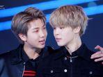 momen-menggemaskan-jimin-dan-rm-bts-di-panggung-saingi-vmon-tak-bisa-dilupakan-army.jpg