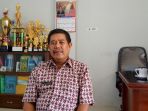 musa-alamsyah-kepala-sman-1-mempawah-hilir_20180727_122420.jpg