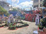 ornamen-natal-yang-menghiasi-beringin-sfsd-f-sd.jpg