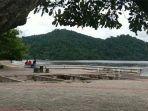 pantai-pulau-datok.jpg