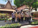 patung-jakob-oetama-dan-pk-ojong-diabadikan-sosok-pendiri-kompas-gramedia-pembawa-harapan.jpg