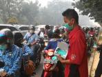 pegawai-pegawai-perusahaan_20150916_105822.jpg
