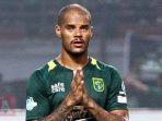 pemain-baru-persib-bandung-david-da-silva-saat-masih-berseragam-persebaya-surabaya.jpg