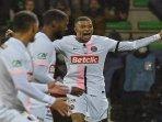 pemain-depan-paris-saint-germain-kylian-mbappe-merayakan-gol-pertama.jpg