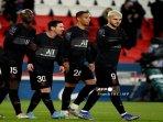 pemain-psg-berselbrasi-bersama.jpg
