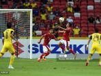 pemain-timnas-indonesia-irfan-samaling-kumi-irfan-jaya-malaysia-aff.jpg