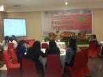 pemateri-sedang-memaparkan_20160124_121056.jpg
