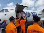 penyerahan-jenazah-korban-sriwijaya-air-atasnama-beben-sofian-2.jpg