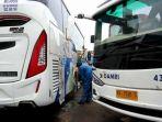 perawatan-bus-damri-di-terminal-bus-damri-pontianak.jpg