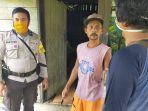 polisi-ambil-keterangan-wargarasau.jpg