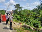 polsek-entikong-010422-longsor.jpg