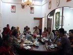 ppl-ruang-pertemuan.jpg