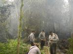 sejumlah-petugas-dari-manggala-agni_20150922_165903.jpg