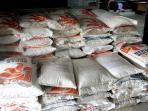 stok-beras-kemasan-karung_20160609_191927.jpg