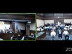 suasana-sidang-vonis-nia-ramadhani-dan-ardi-barkie-di-pn-jakarta-pusat-selasa-11-januari-2022.jpg