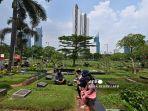 tata-cara-ziarah-kubur-menurut-ustadz-abdul-somad-dan-bacaan-doa-ziarah-kubur.jpg