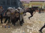 upacara-gelar-pasukan-operasi-mantap-brata-kapuas-2018_20180919_164719.jpg