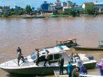 vaksin-terapung.jpg