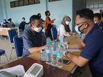 vaksinasi-untuk-civitas-akademika-dan-warga-di-kampus-ikip-pgri-pontianak.jpg