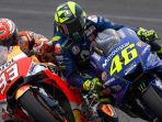 valentino-rossi-46-bersenggolan-dengan-marc-marquez-93_20180413_201400.jpg