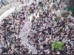 video-detik-detik-habib-rizieq-tiba-di-indonesia.jpg