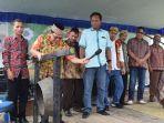 wakil-bupati-sintang-askiman-membuka-pelaksanaan-gawai-dayak-nyelapat.jpg