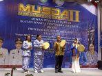 wakil-gubernur-kalimantan-barat-ria-norsan-bersama-ketua-umum-dpp-iwapi-nita-yudi.jpg
